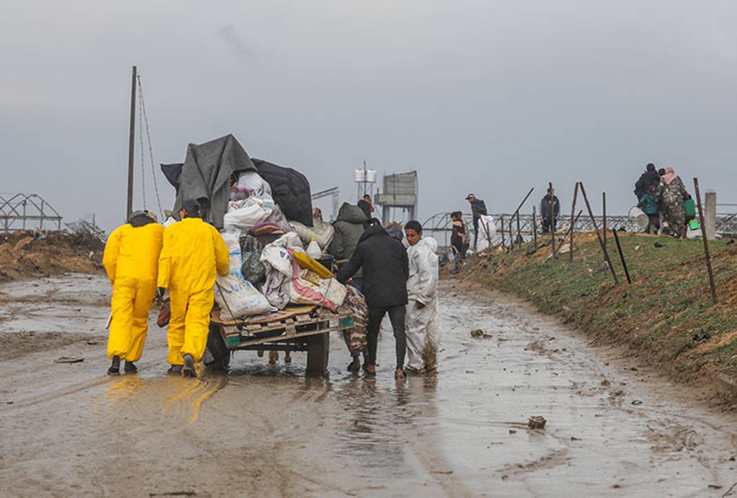 İsrail'in Gazze'deki saldırıları 120. gününde devam ediyor 8